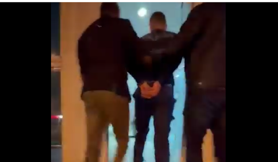 EMRI/ Blinte drogë për t'ia shitur të burgosurve te Blloku i