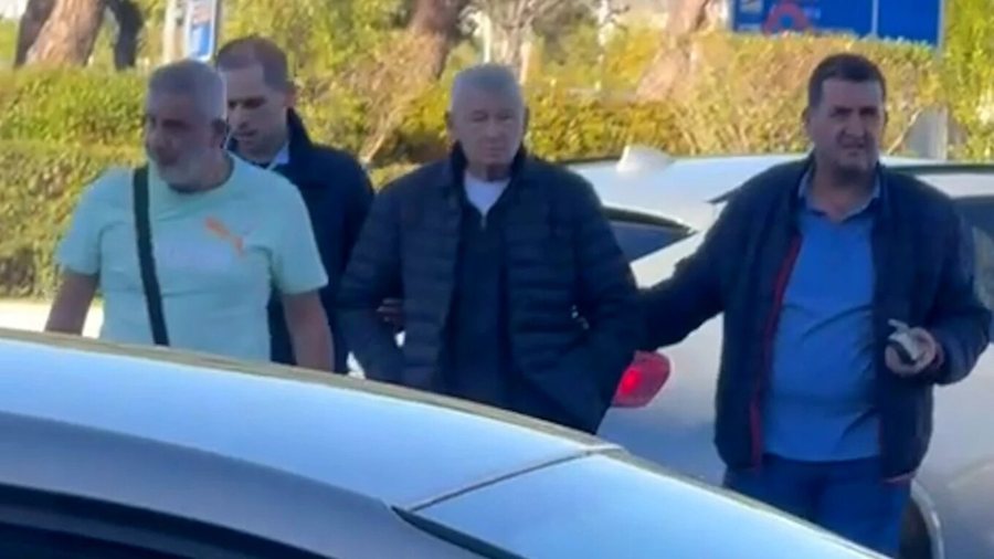 Ish-kryebashkiaku i Bukureshtit arrestohet në Selanik, ishte dënuar