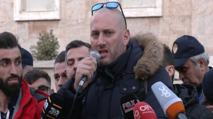 Mori mbështetjen e PD dhe 2 partive opozitare për të kandiduar,