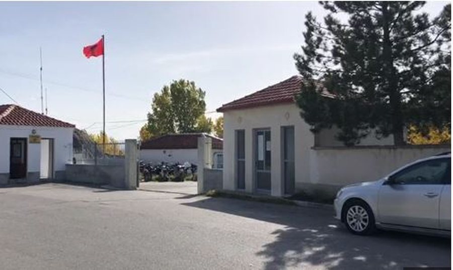 Plagosje me thikë në Bilisht / 35-vjeçari sulmon xhaxhanë