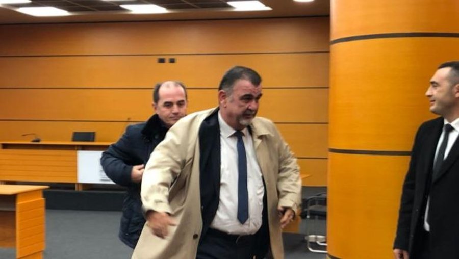 Të shtëna me armë në ambjentet e Gjykatës së