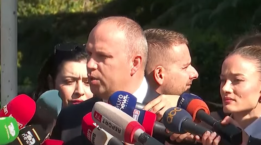 Homazhe për gjyqtarin e vr*rë, Astrit Kalaja, i pranishëm edhe