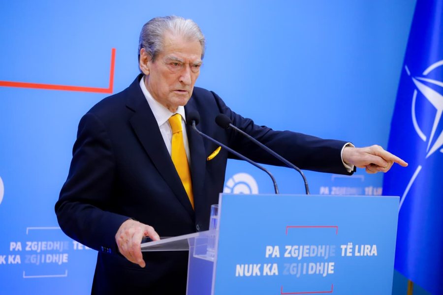 "23 mln euro udhëtime me charter", Berisha: Rama ka