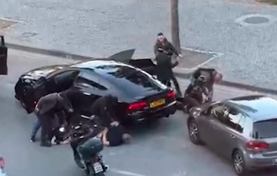 VIDEO/ Aksion pak metra larg kryeministrisë, Operacionalja rrethon
