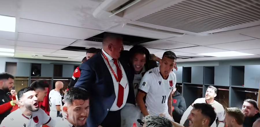 VIDEO/ Nga vërshëllima e fundit e arbitrit në ndeshjen me