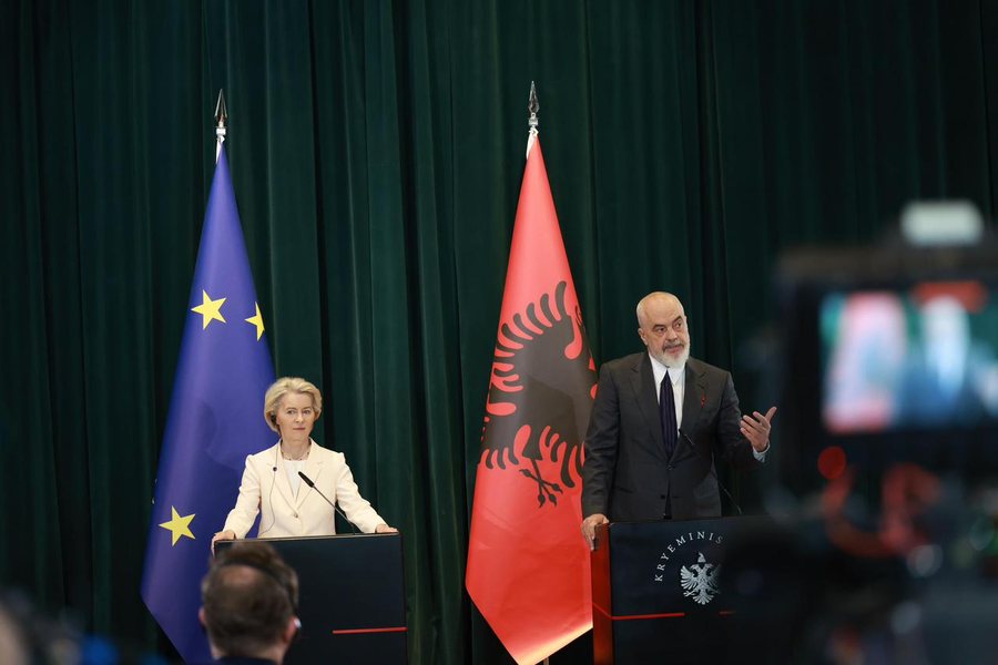 Vonesat në procesin e anëtarësimit, Von der Leyen: Keni ecur me