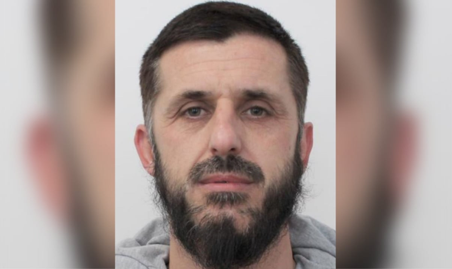 Mori në shtëpi të miturën si grua të katërt, mjeku