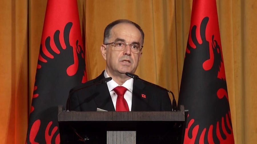 Akuzat e PD se paguhet si mjek, reagon presidenti Bajram Begaj: Parlamenti