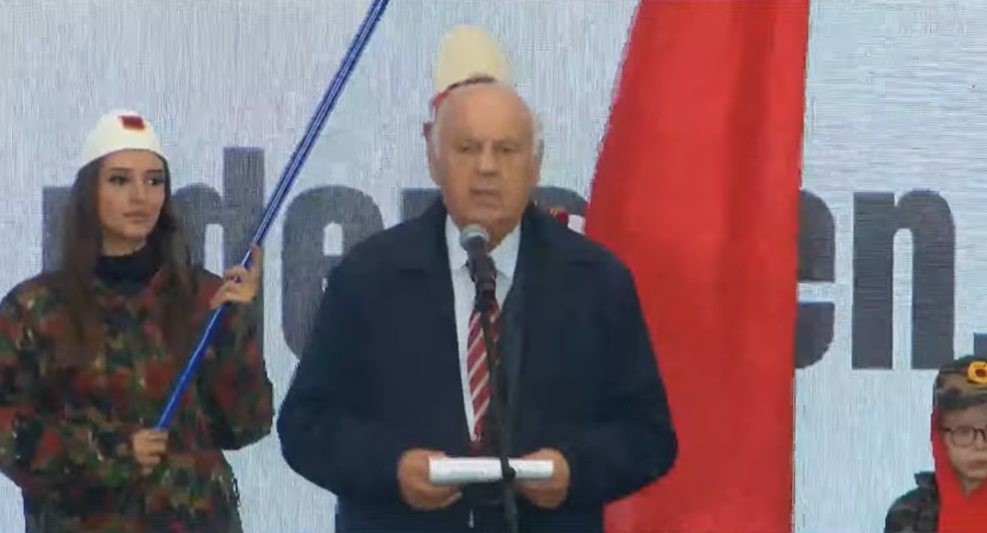 Ish-presidenti Alfred Moisiu: Thaçi e të tjerët, trima të