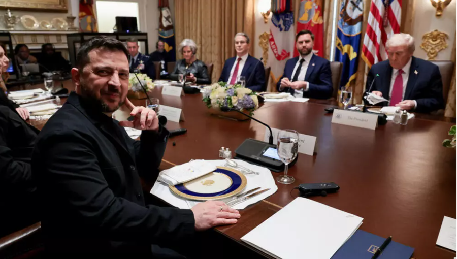 "Dukesh bukur me këtë xhaketë" Trump pret Zelenskyn