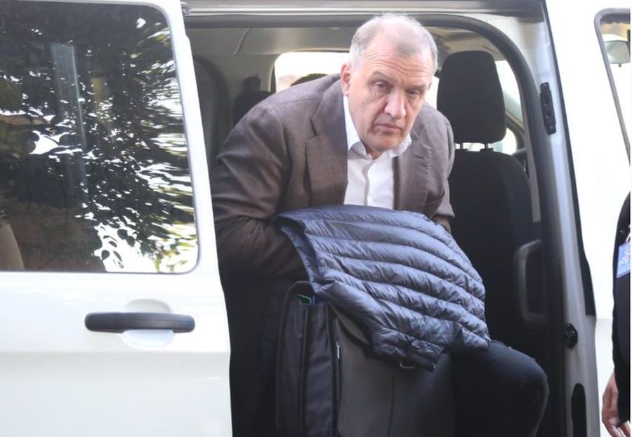 Letra e hapur e Ilir Beqajt nga burgu: Kuvendi që (s’)pyet