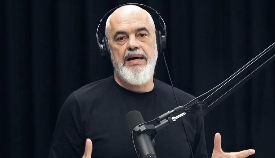 “Gajasi Kongresin e PS kur më imitoi”, Rama për Florian