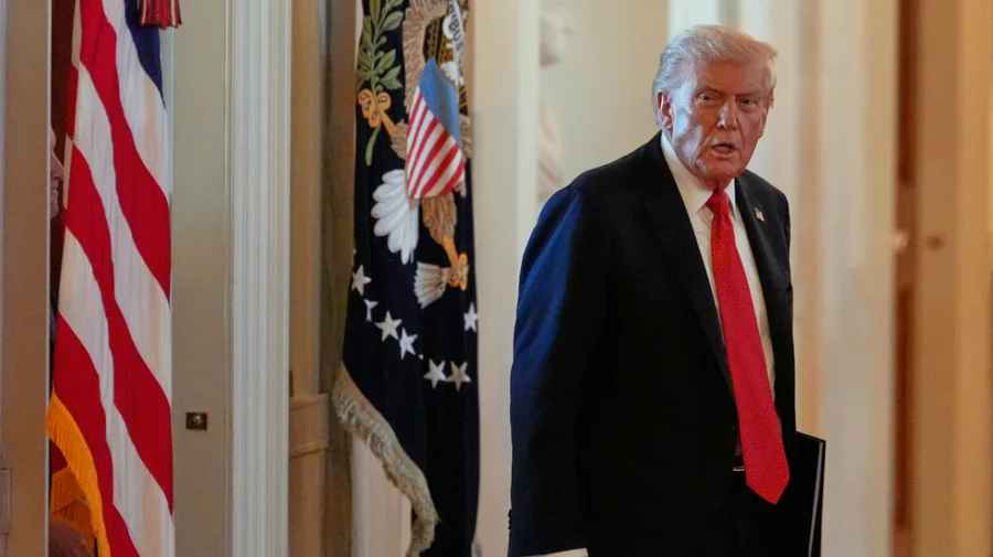 Ç’po ndodh me Trump? Presidenti i nënshtrohet rezonancës