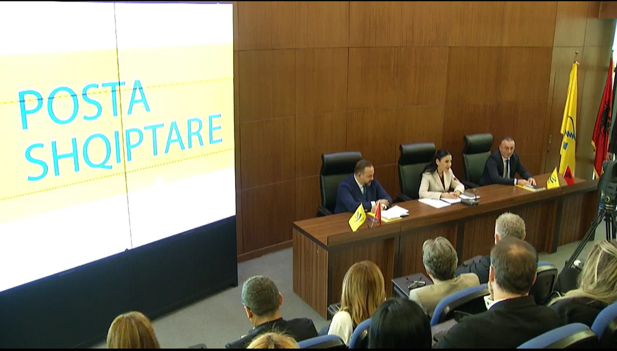 Zv/kryeministrja Balluku prezanton drejtorin e ri të Postës Shqiptare: