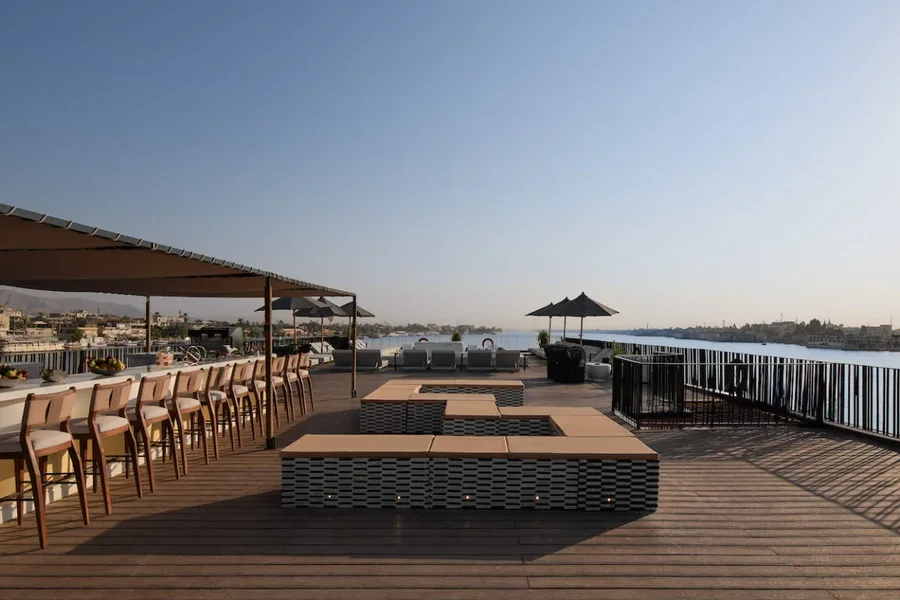 FOTO/ 'Pallati' luksoz që udhëton në Nil