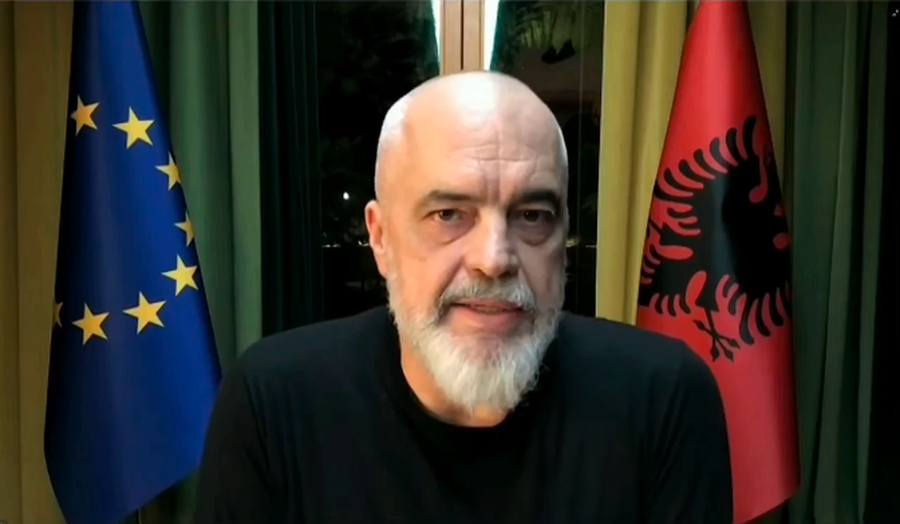 "S'pranojmë leksione në luftën kundër