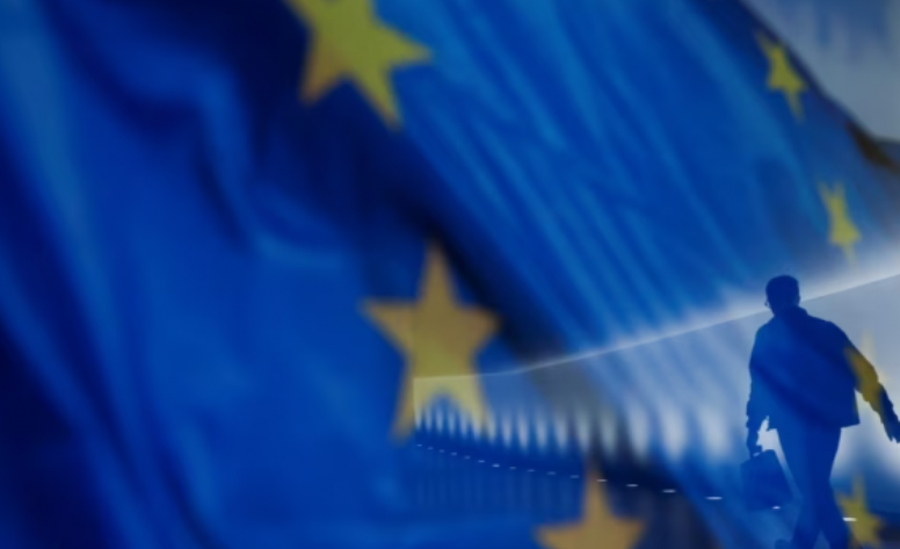 Plagoset me thIkë zyrtari i BE në Kosovë