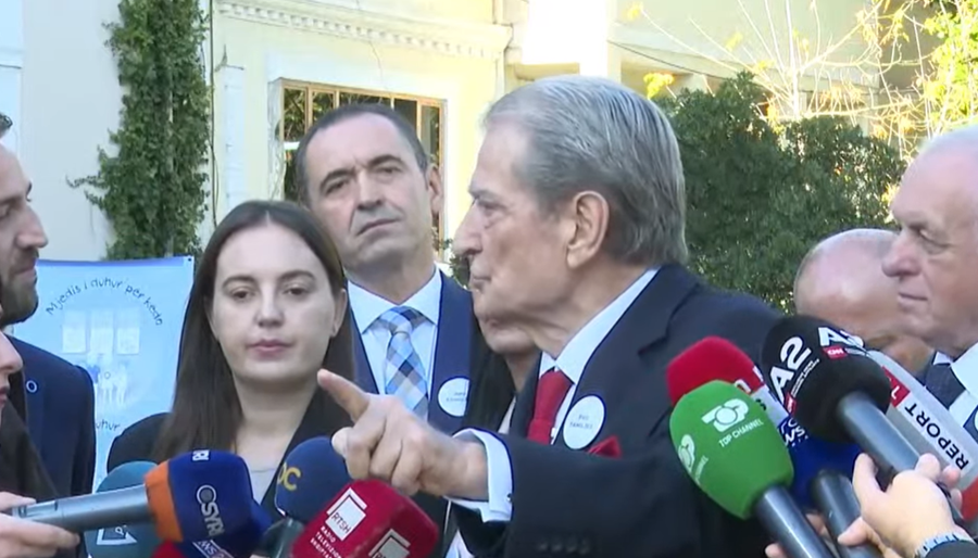 “Nuk mund t’i imponohesh traditës shqiptare”,