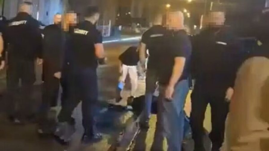 VIDEO/ Sherr mes shqiptarëve në një klub nate në