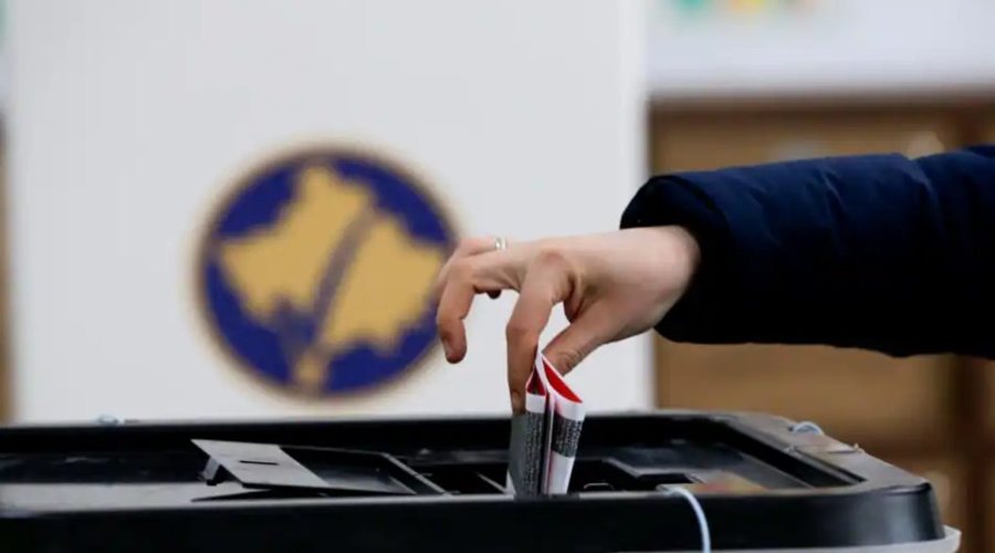 Kosovë / KQZ zbulon parregullsi në balotazh, dyshime për