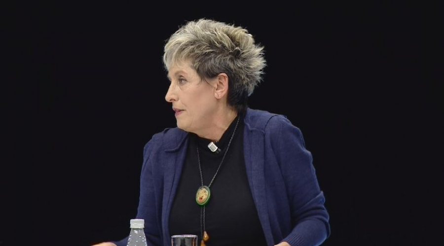 Elsa Ballauri pranon se ka mësuar ideologjinë gjinore në shkolla: