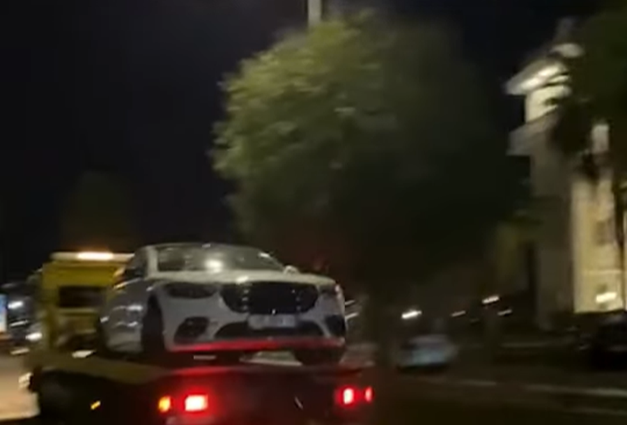 VIDEO/ Largohet me karrotrec makina ku u vra Gilmando Dani, do t'i