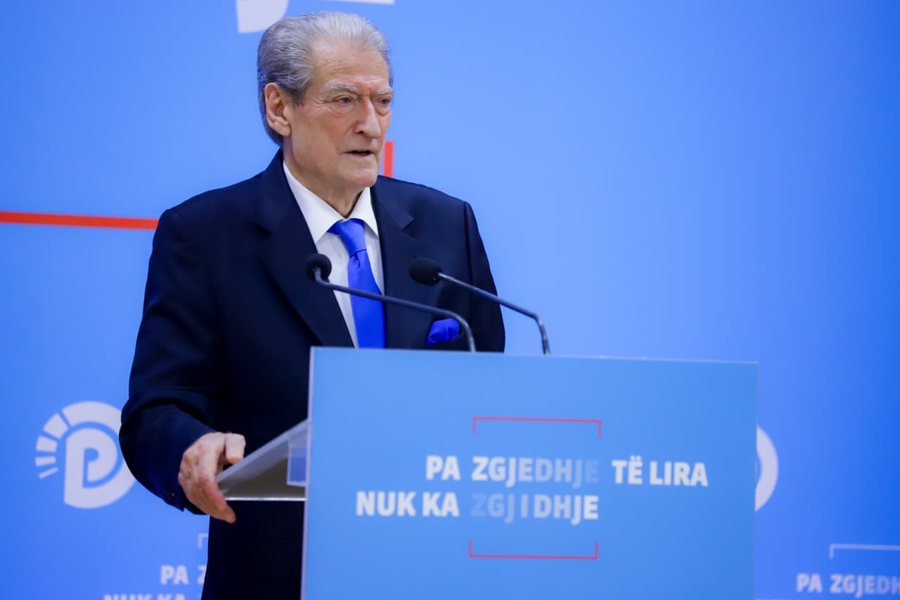 "Të hënën qytetarë e deputetë drejt