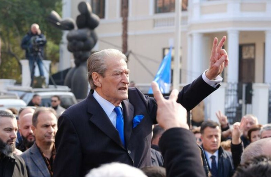 "Parlament para kryeministrisë", sot PD mban protestën e