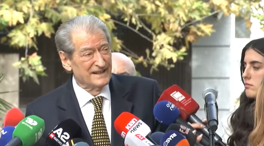 “E dinë numrin tim, s’më kanë sjellë sms”,