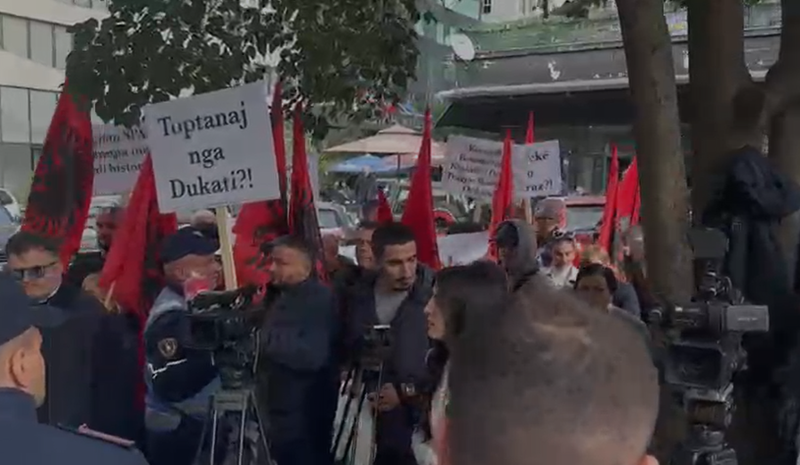 Me dokumenta në karrocë, banorët e 4 fshatrave të