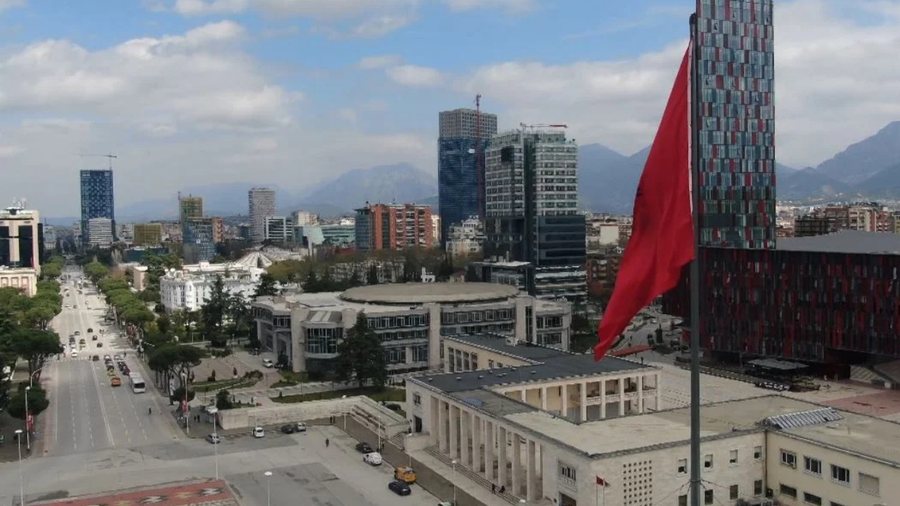 Dhjetori 2024 “gllabëroi” buxhetin me shpenzime rekord, 245