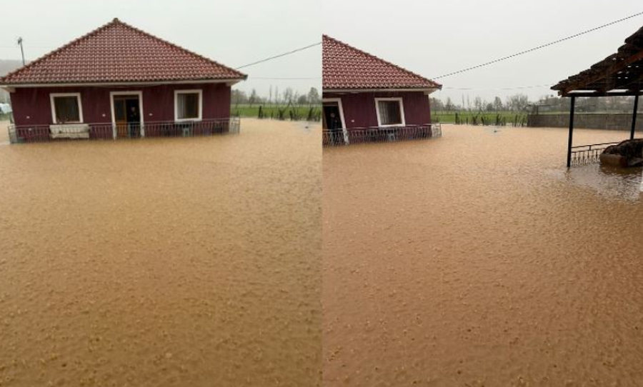 Moti i keq, përmbytet një banesë në Mat, evakuohet familja!