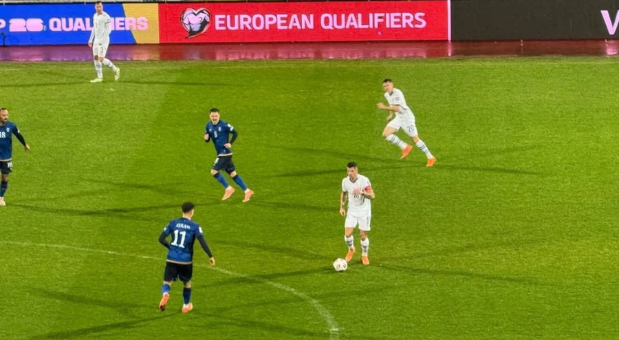 Kosova barazon me Zvicrën, tifozët shqiptarë