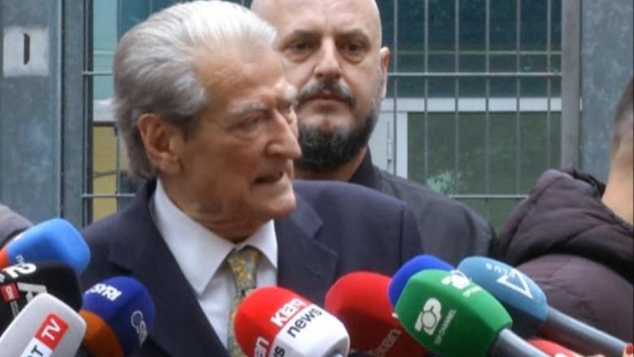 U pyet 2 orë në SPAK për 21 janarin, Berisha: Ishte një