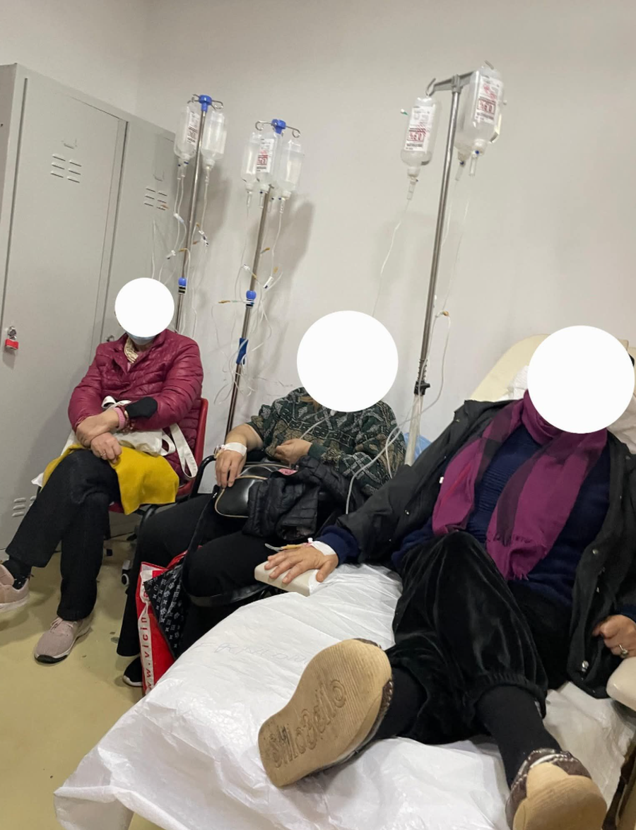 Skandaloze! "Pa kushte minimale dinjiteti", gratë me kancer