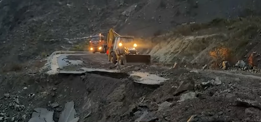 Çahet argjinatura e kënetës në Tale, përmbyten