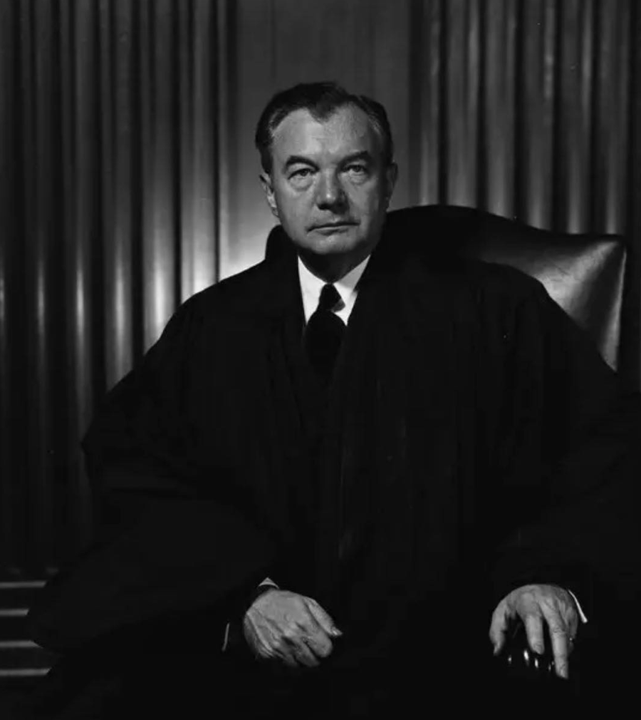 “Kur një pushtet hyn tek territori i tjetrit, Kushtetuta