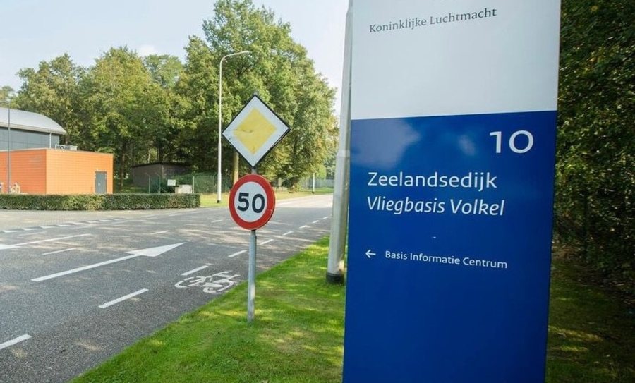 Holandë / Ushtria hap zjarr ndaj dronëve që fluturojnë mbi