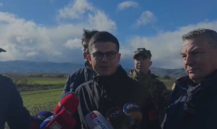 Peleshi dhe Vengu inspektojnë nga afër përmbytjet në Maliq,