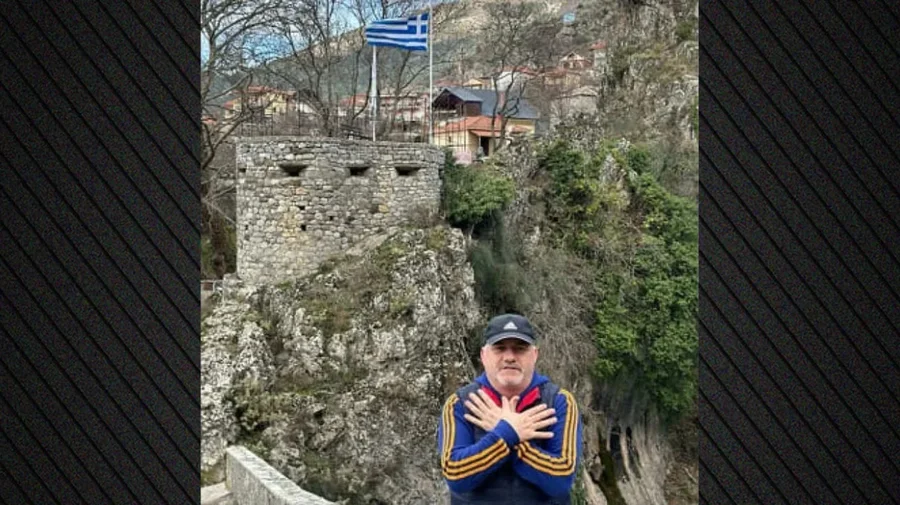 Protothema tregon FOTO-n që e shpalli Artan Hoxhën