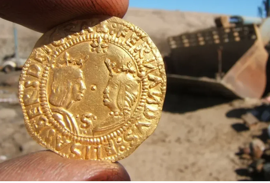 Anije 500-vjeçare nxirret nga rëra, zbulohen 2.000 monedha ari