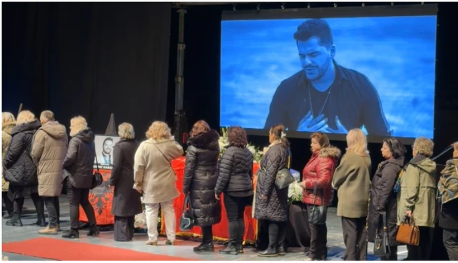 Lamtumira e fundit e Shpat Kasapit! Dhimbje e lot në përcjelljen e