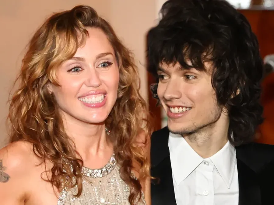 Katër vite romancë, Miley Cyrus thotë “PO” për