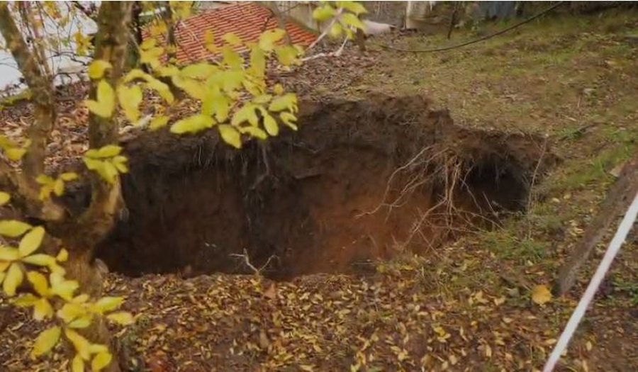 Panik dhe pasiguri në Belsh, hapen sërish gropa karstike: e fundit 1