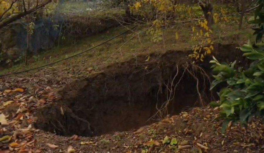 Panik dhe pasiguri në Belsh, hapen sërish gropa karstike: e fundit 1