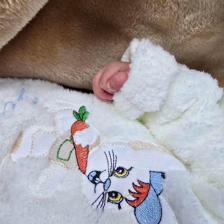 U braktis nga nëna por jo nga Zoti, gazetari rrëfen historinë