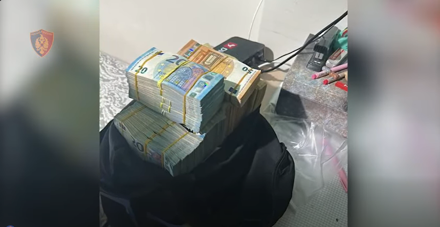 VIDEO/Tufa me euro, jelek antiplumb dhe dylbi, publikohen pamjet nga aksioni