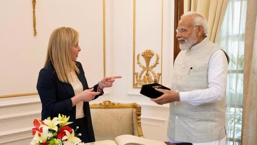 Meloni nxjerr në ankand dhuratat nga liderët e huaj, mes tyre edhe