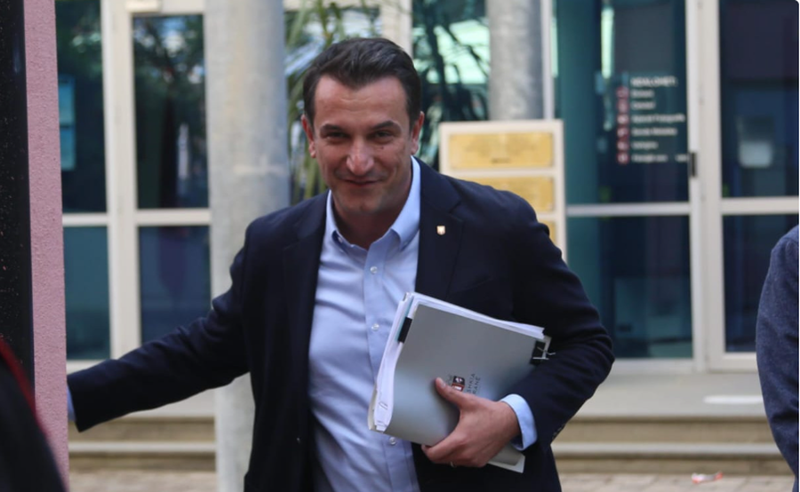 Veliaj i pranishëm në GJKKO, kërkon mosfutjen në kafaz dhe