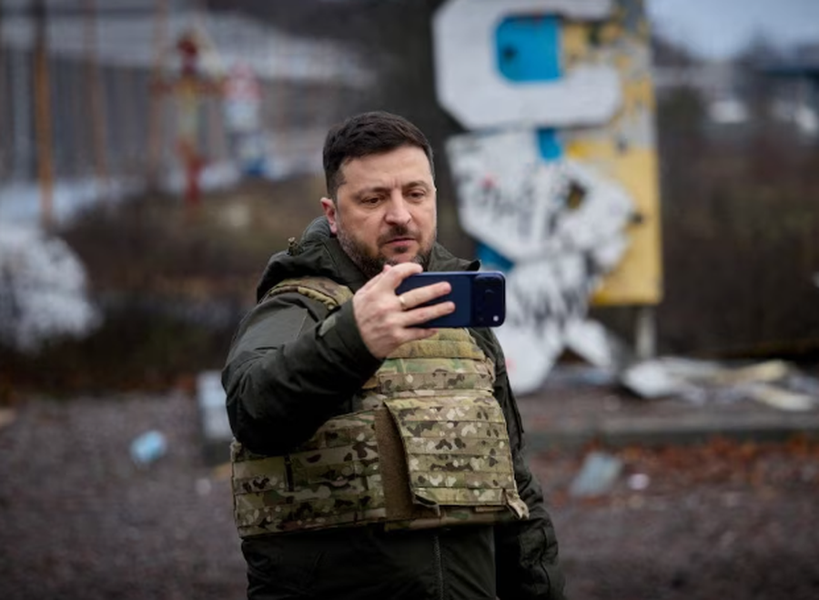 Zelenski viziton Kupianskun, Putini pretendon se e ka pushtuar qytetin